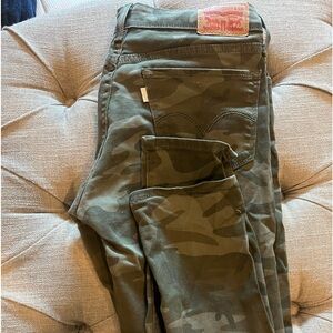 Camo levi skinnies